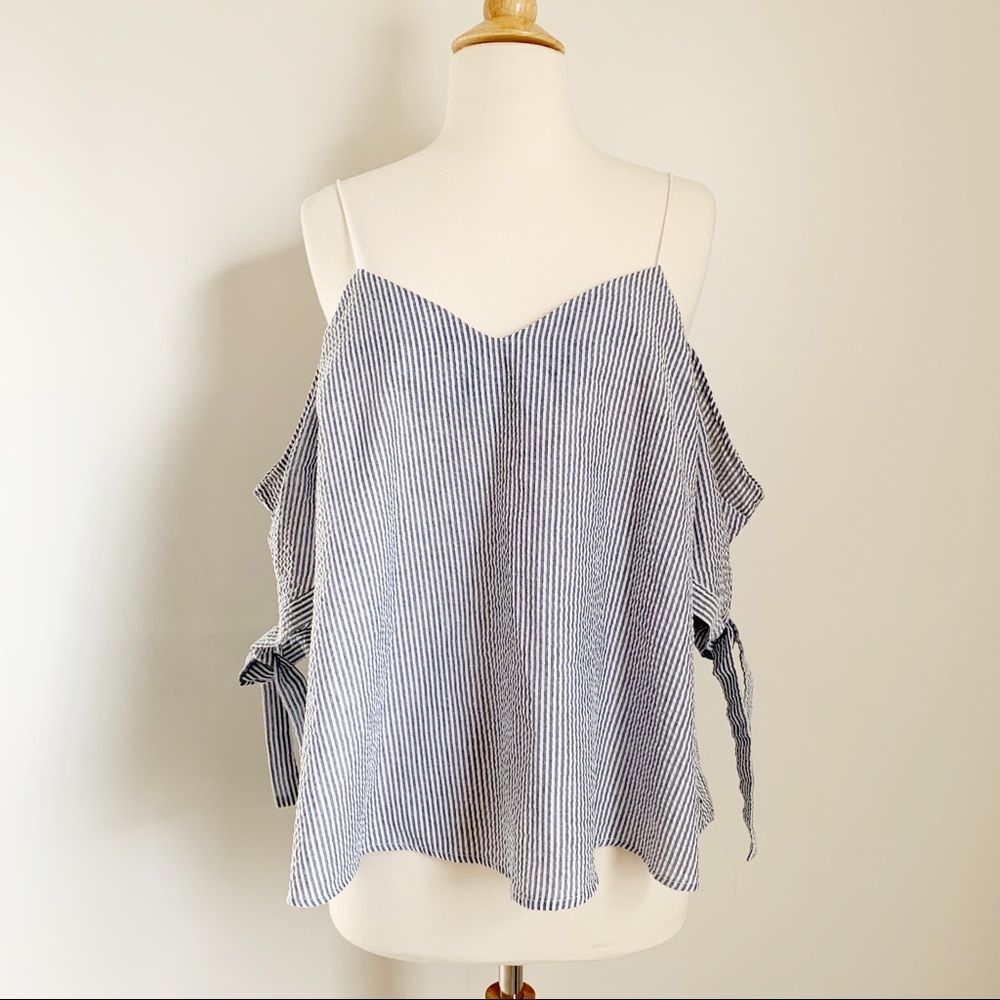 KIMCHI BLUE Off the Shoulder‎ Striped Top Medium